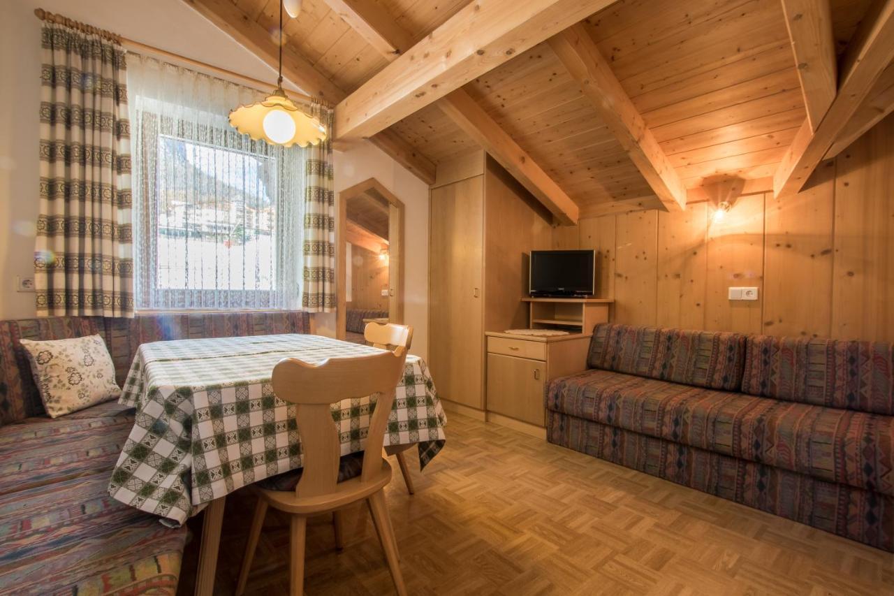 Tlisuera Lejlighedshotel La Villa  Eksteriør billede